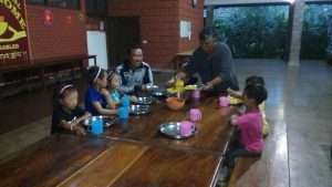 arrivo bambini a padma 10