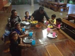 arrivo bambini a padma 9